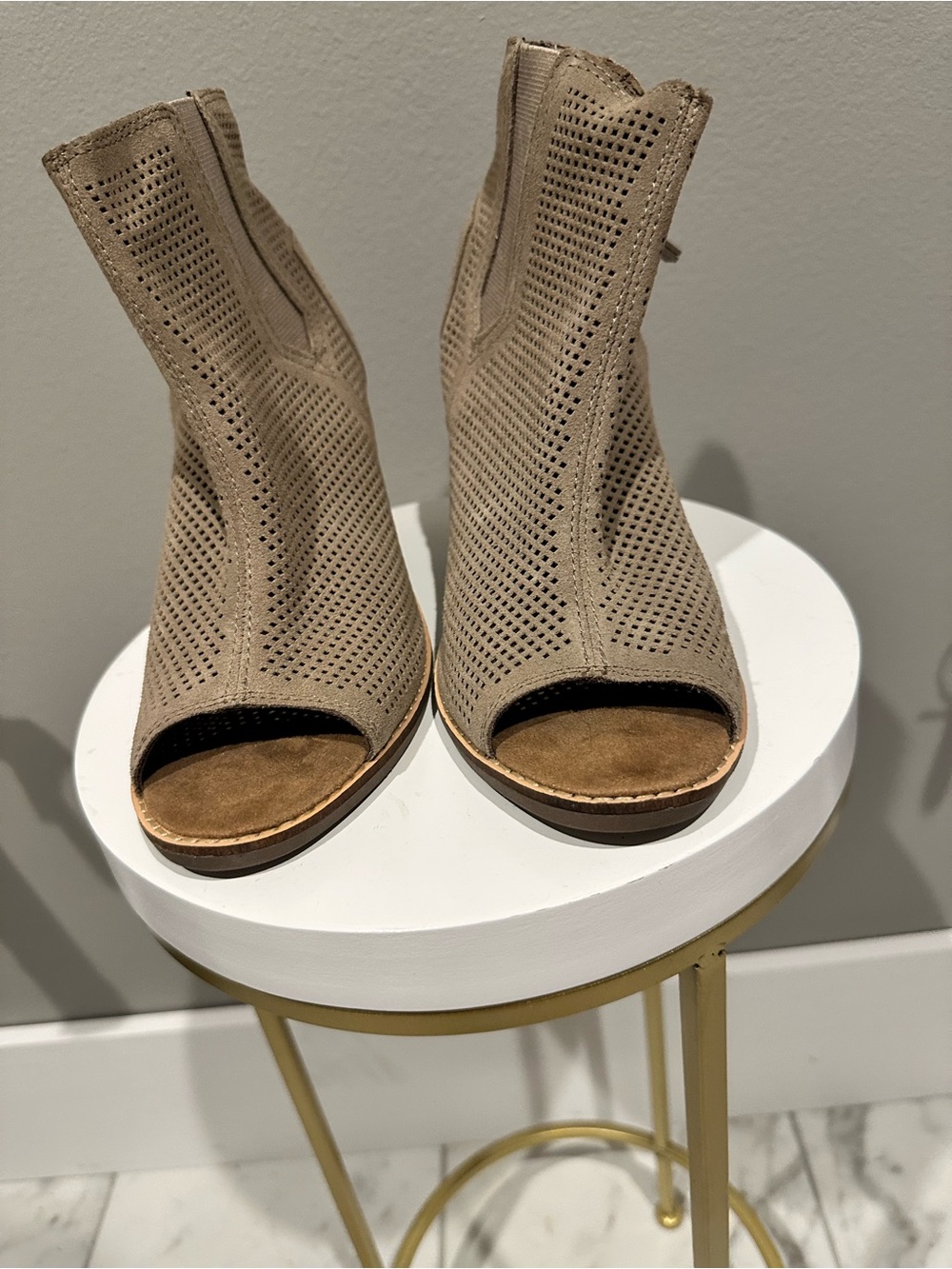 Toms Taupe Perforated Peep-Toe Suede Booties - Women size 8
